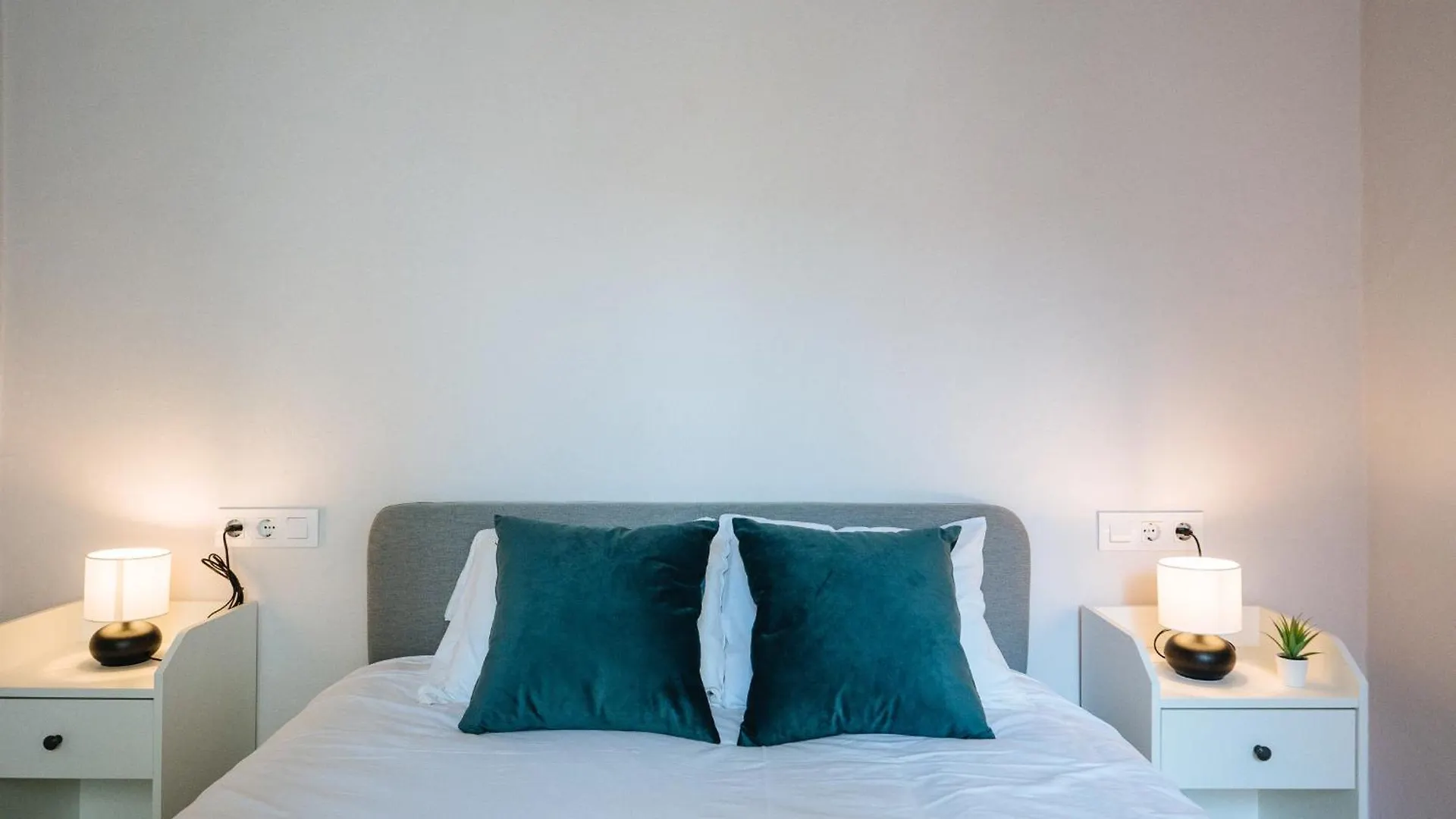 Independent Beautiful House Seville City Center With Private Parking Holiday home